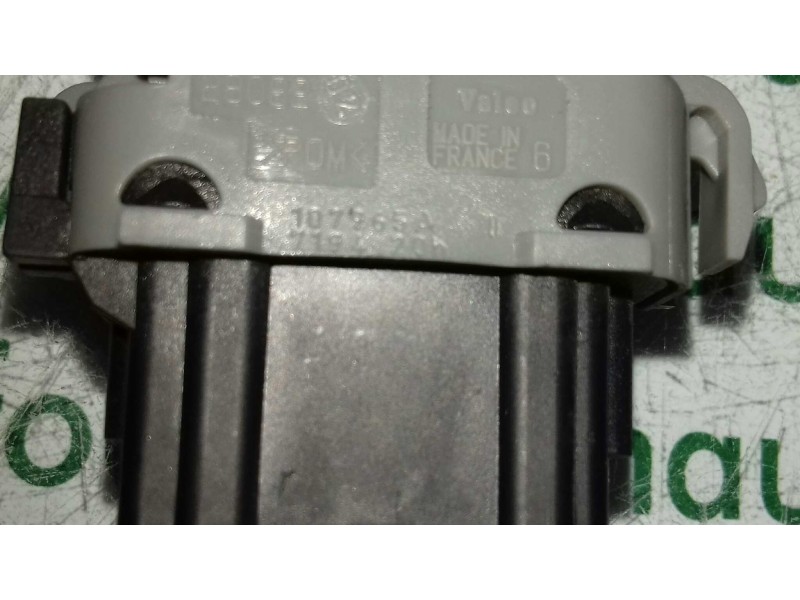 Recambio de interruptor para renault megane ii classic berlina dynamique referencia OEM IAM 107965A 28082 ESP