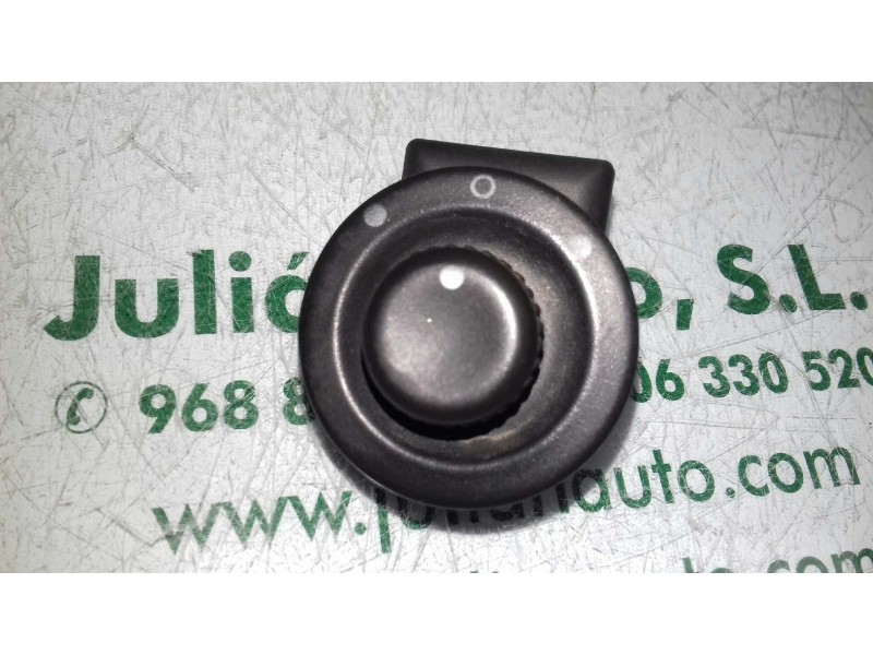 Recambio de mando retrovisor para renault megane ii berlina 5p confort authentique referencia OEM IAM 8200002442A 4 + 4 PINES NE