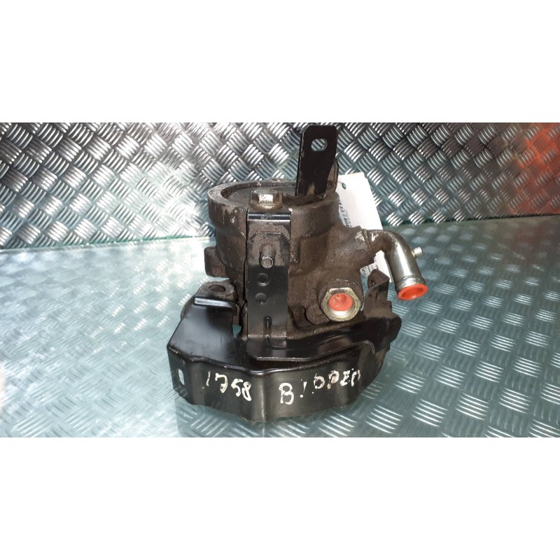 Recambio de bomba direccion para peugeot bipper básico referencia OEM IAM 26135031 1400980180 9637000980