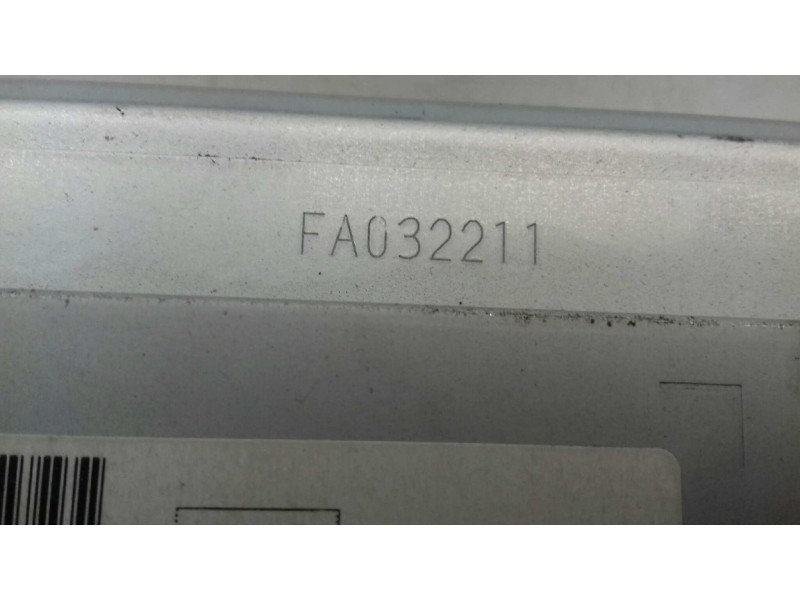 Recambio de sistema audio / radio cd para toyota auris active referencia OEM IAM 8614002010 10R030232 FA032211