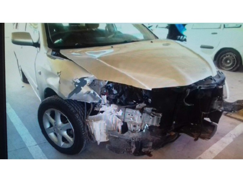 toyota corolla (e12) del año 2005