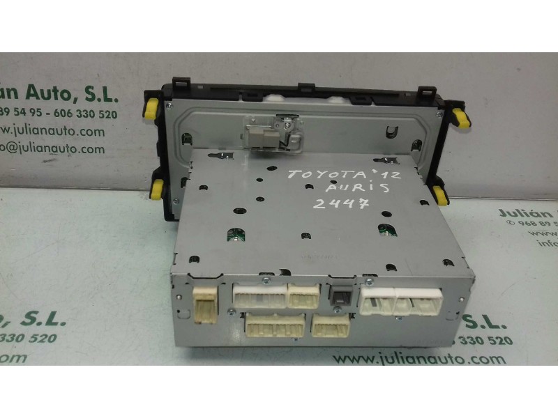 Recambio de sistema audio / radio cd para toyota auris active referencia OEM IAM 8614002010 10R030232 FA032211
