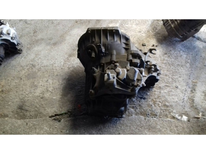Recambio de caja cambios para ford focus berlina (cak) ambiente referencia OEM IAM XS4R7002UA  