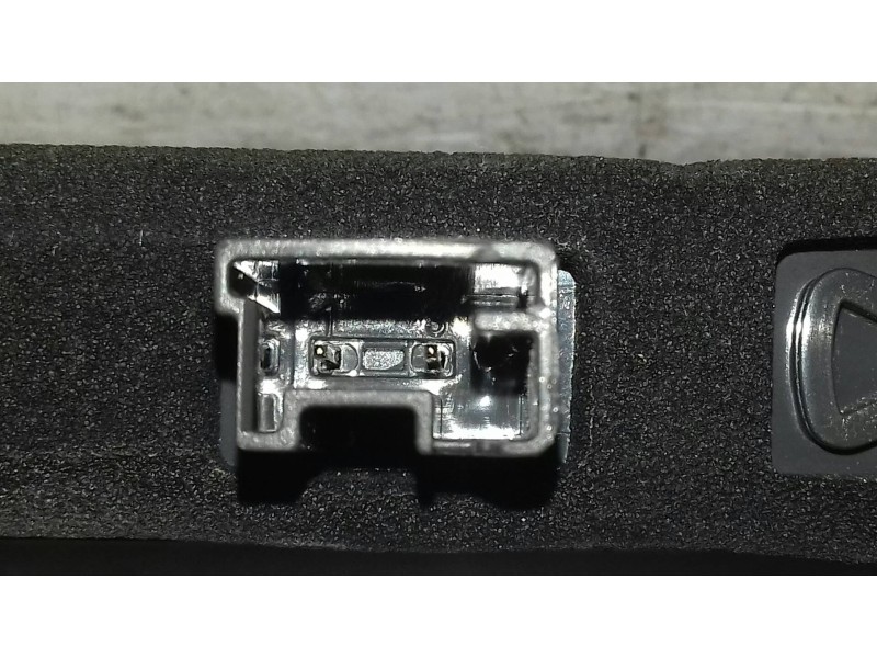 Recambio de luz central de freno para peugeot 308 style referencia OEM IAM 9688016380 9800412680 9802932180