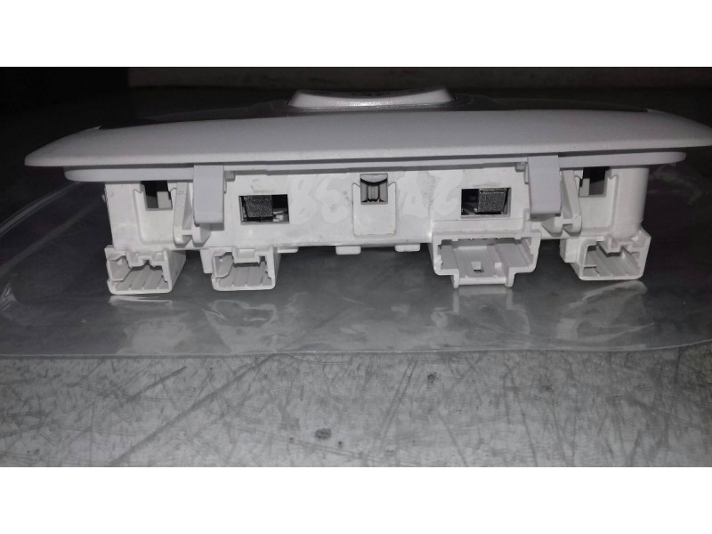 Recambio de luz interior para peugeot 308 style referencia OEM IAM 96781443  