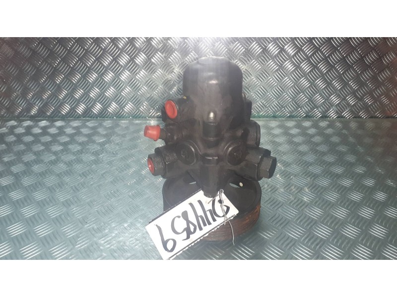 Recambio de bomba direccion para citroen xantia berlina 1.9 sd sx referencia OEM IAM 092735  