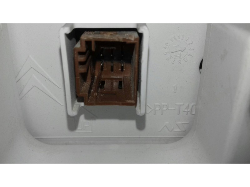 Recambio de cuadro instrumentos para peugeot 308 style referencia OEM IAM 9825206280  