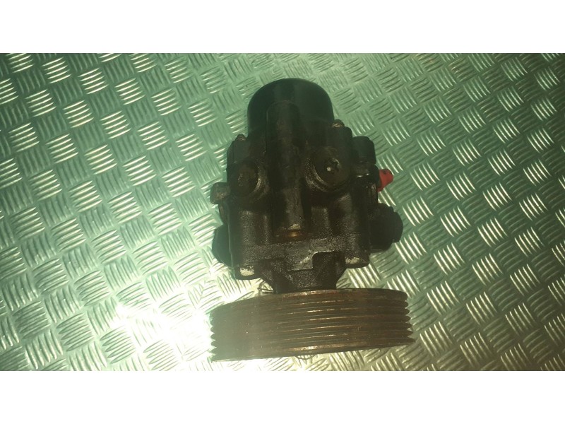 Recambio de bomba direccion para citroen xantia berlina 1.9 sd sx referencia OEM IAM 092735  