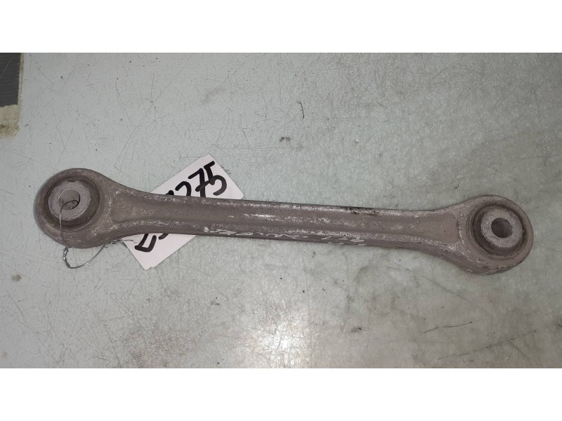 Recambio de brazo suspension superior trasero derecho para porsche 911 (typ 996) referencia OEM IAM 99633104702  