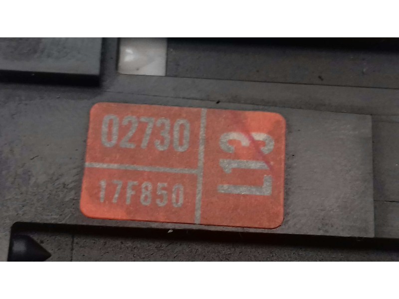 Recambio de mando luces para toyota auris active referencia OEM IAM 17F852 02730 