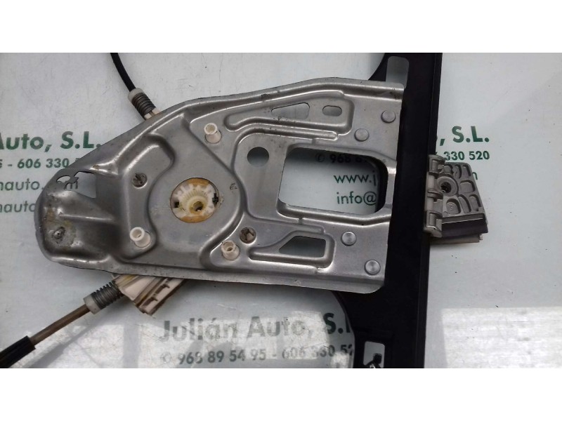 Recambio de elevalunas delantero derecho para mercedes-benz clase c (w203) berlina 220 cdi (la) (203.008) referencia OEM IAM A20