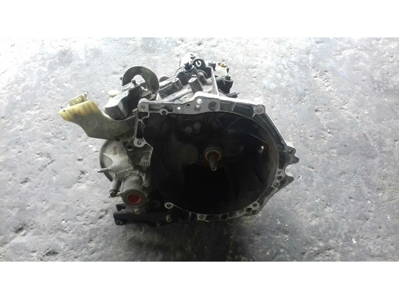 Recambio de caja cambios para citroen c-elysée exclusive referencia OEM IAM 20DP72  5 VELOCIDADES