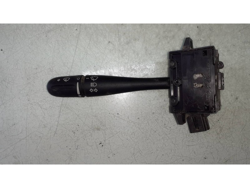 Recambio de mando limpia para chrysler voyager (rg) 2.8 crd lx grand voyager referencia OEM IAM 04685711A  CONECTOR 4 PINES
