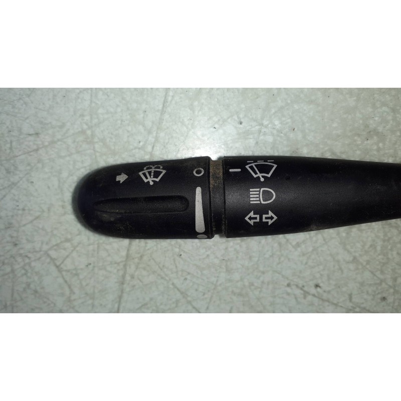 Recambio de mando limpia para chrysler voyager (rg) 2.8 crd lx grand voyager referencia OEM IAM 04685711A  CONECTOR 4 PINES