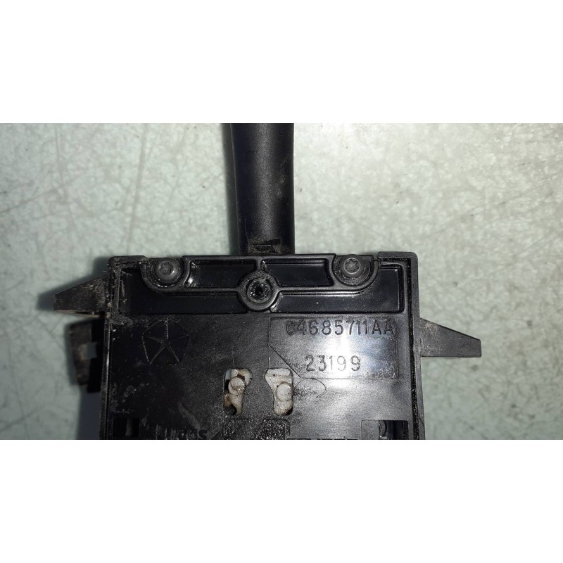Recambio de mando limpia para chrysler voyager (rg) 2.8 crd lx grand voyager referencia OEM IAM 04685711A  CONECTOR 4 PINES