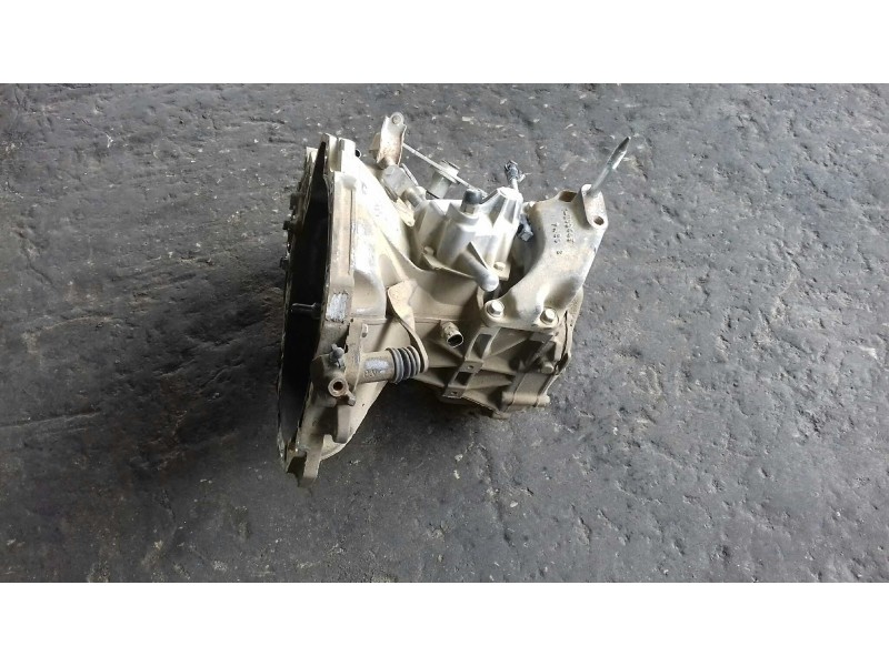 Recambio de caja cambios para chevrolet aveo lt referencia OEM IAM 8Y079634  5 VELOCIDADES