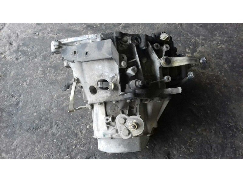 Recambio de caja cambios para peugeot 206 berlina xt referencia OEM IAM 20DL52  5 VELOCIDADES