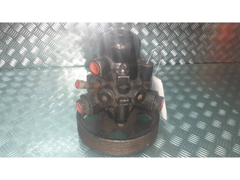Recambio de bomba direccion para citroen xantia berlina 1.8 16v attraction referencia OEM IAM 119650  