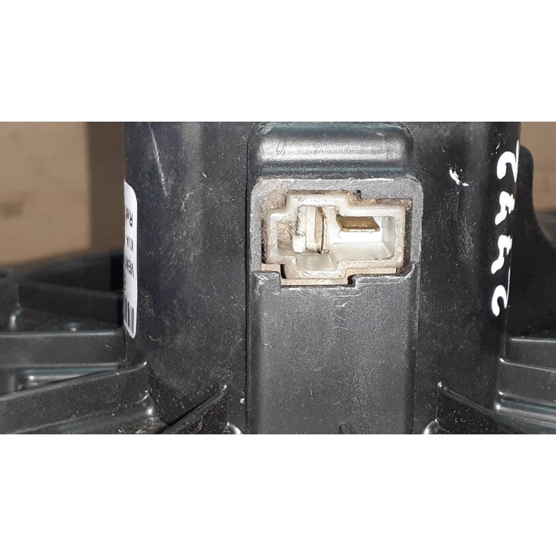 Recambio de ventilador calefaccion para kia rio 1.4 active referencia OEM IAM F00S33F004  CONECTOR 2 PINES