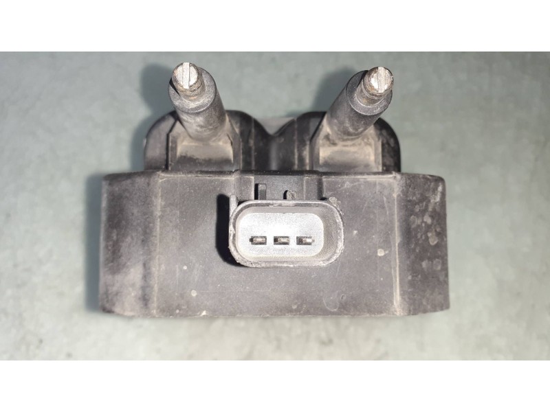 Recambio de bobina encendido para chrysler neon (pl) 2.0 16v cat referencia OEM IAM 05269670  CONECTOR 3 PINES