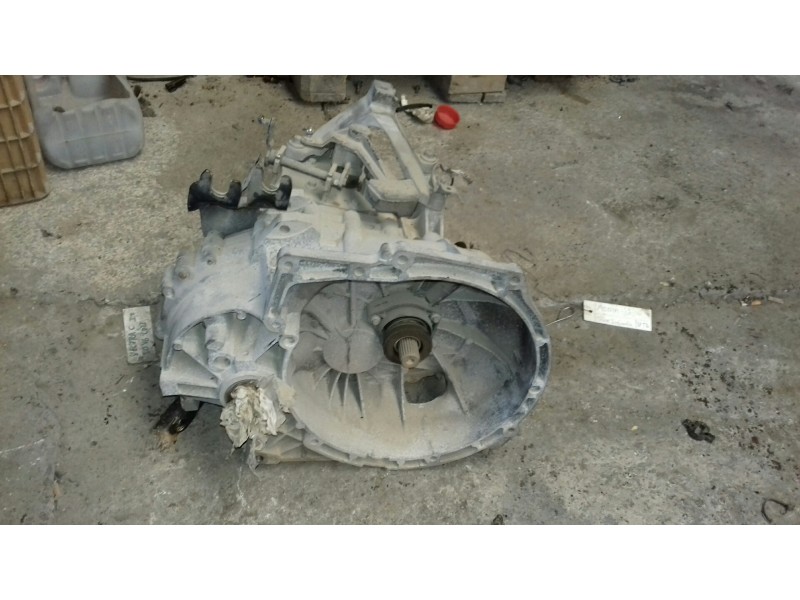 Recambio de caja cambios para ford focus berlina (cap) titanium referencia OEM IAM 6M5R7002YC  