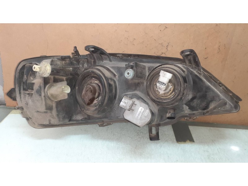 Recambio de faro izquierdo para opel astra g berlina comfort referencia OEM IAM 15730100  