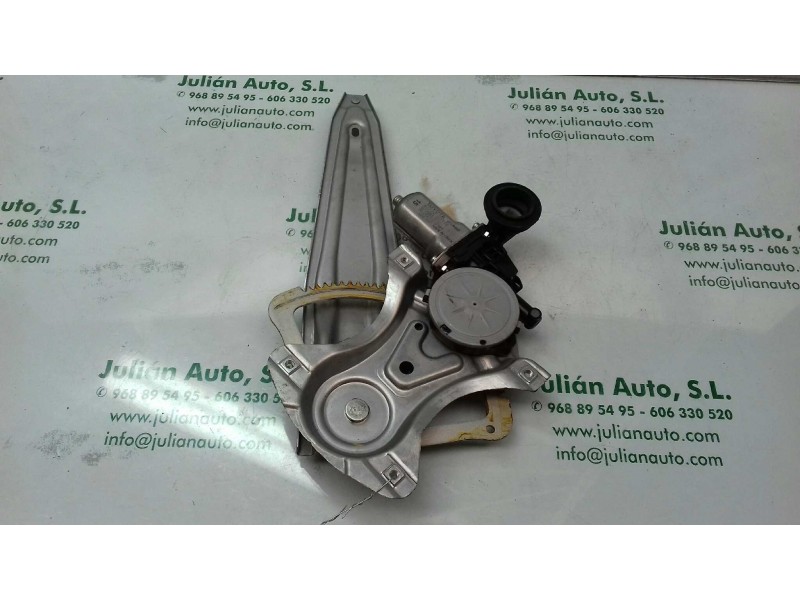 Recambio de elevalunas trasero derecho para toyota auris active referencia OEM IAM 857200D120 973581101 DENSO