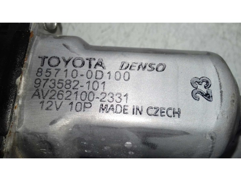 Recambio de elevalunas trasero izquierdo para toyota auris active referencia OEM IAM 857100D100 973582101 DENSO