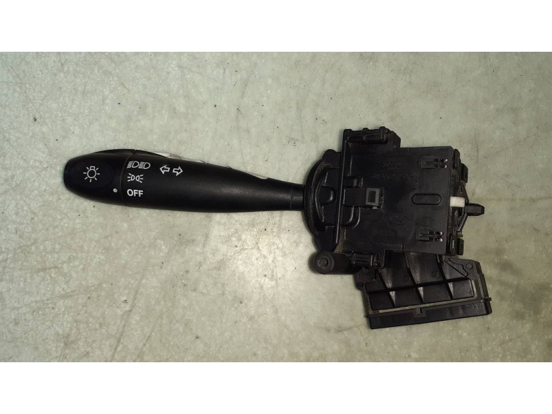 Recambio de mando luces para kia rio 1.4 active referencia OEM IAM 32932A  CONECTOR 9 PINES