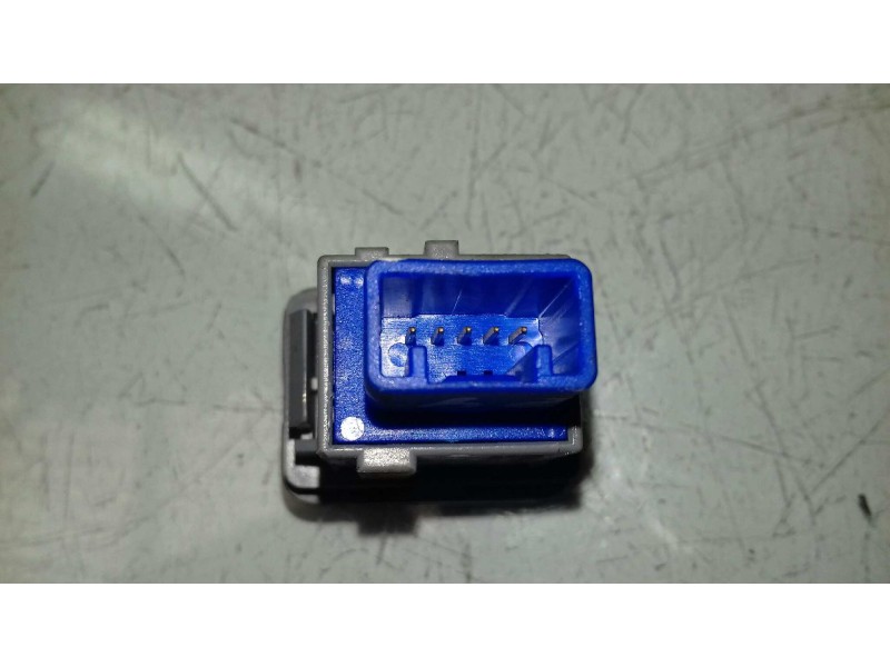 Recambio de warning para toyota auris active referencia OEM IAM 8433202180  