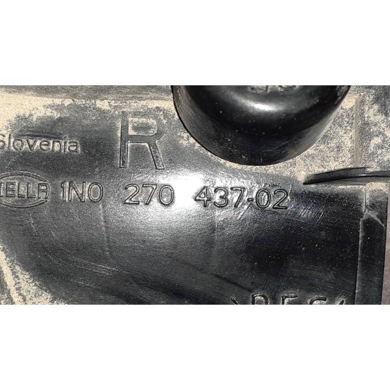 Recambio de faro antiniebla izquierdo para toyota yaris (ksp9/scp9/nlp9) referencia OEM IAM 1N027043702  CONECTOR 2 PINES