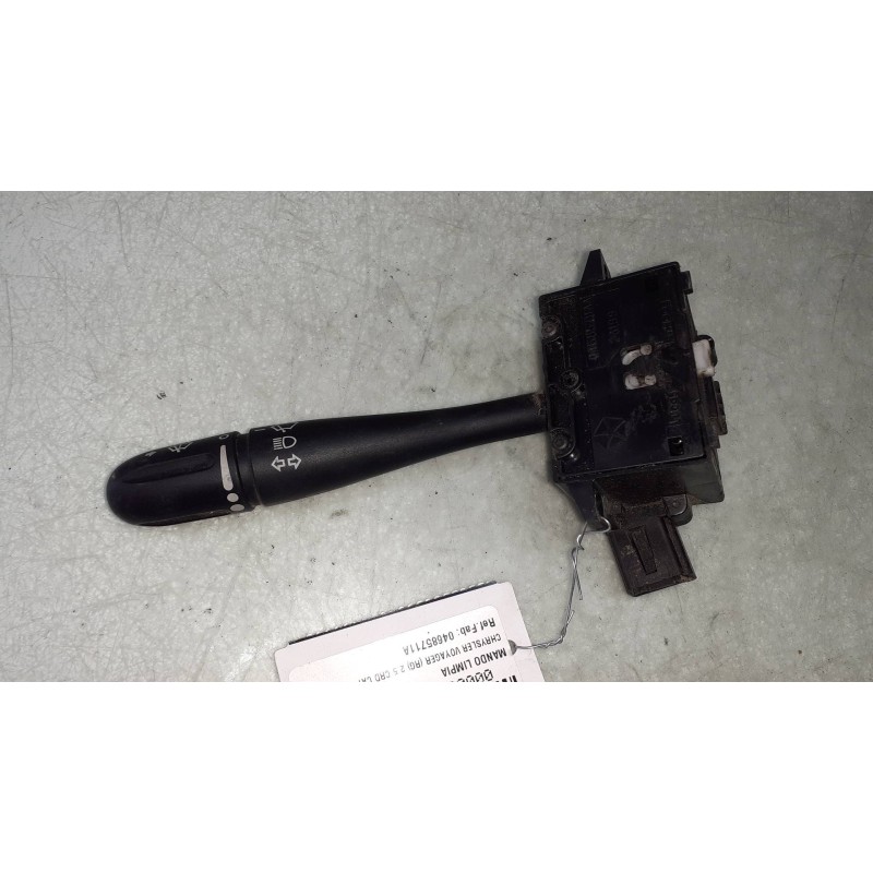 Recambio de mando limpia para chrysler voyager (rg) 2.5 crd cat referencia OEM IAM 04685711A  CONECTOR 4 PINES