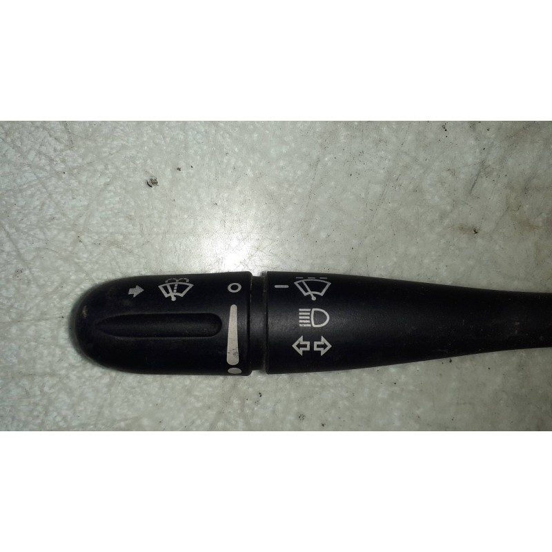 Recambio de mando limpia para chrysler voyager (rg) 2.5 crd cat referencia OEM IAM 04685711A  CONECTOR 4 PINES