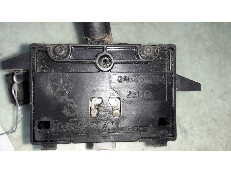 Recambio de mando limpia para chrysler voyager (rg) 2.5 crd cat referencia OEM IAM 04685711A  CONECTOR 4 PINES