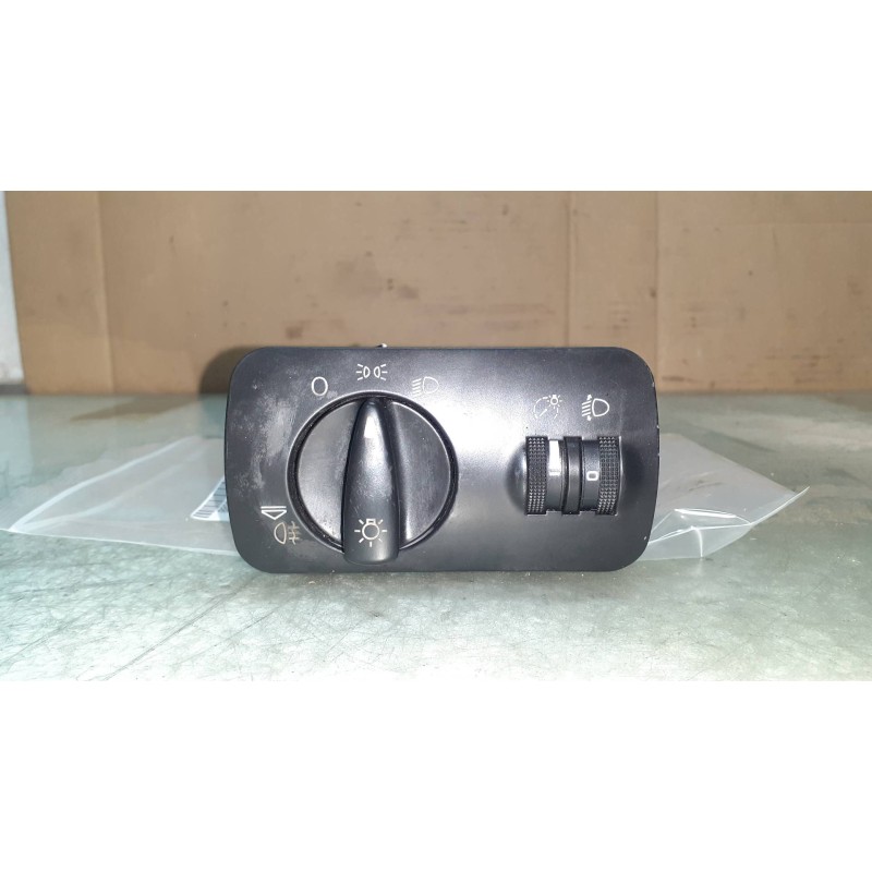 Recambio de mando luces para seat cordoba berlina (6k2) stella referencia OEM IAM 6K1941531AL 04052146 070102