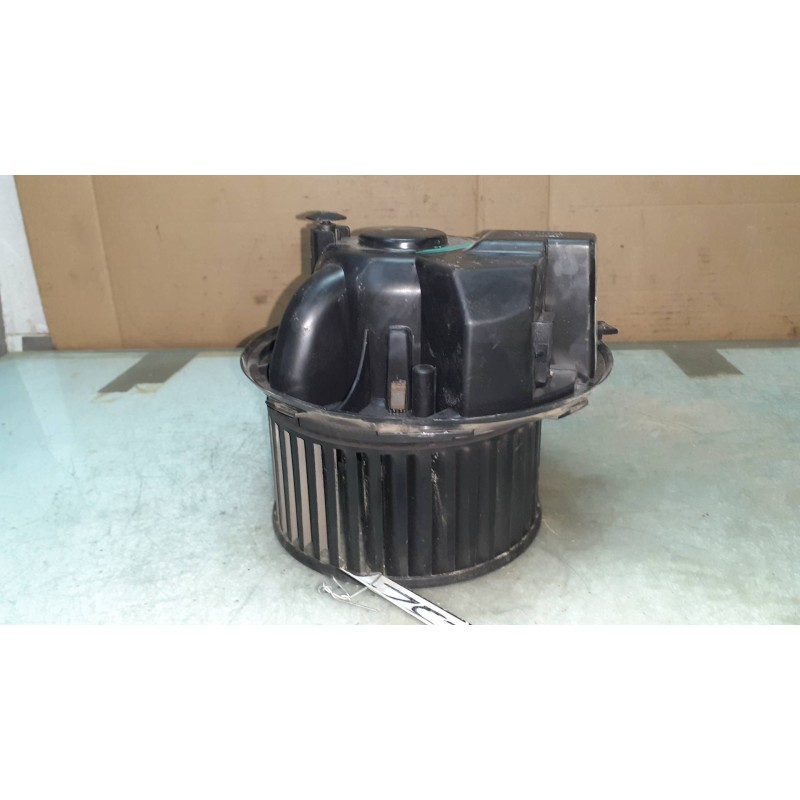 Recambio de ventilador calefaccion para volkswagen touran (1t1) highline referencia OEM IAM 1K1820015 F983228M CONECTOR 4 PINES