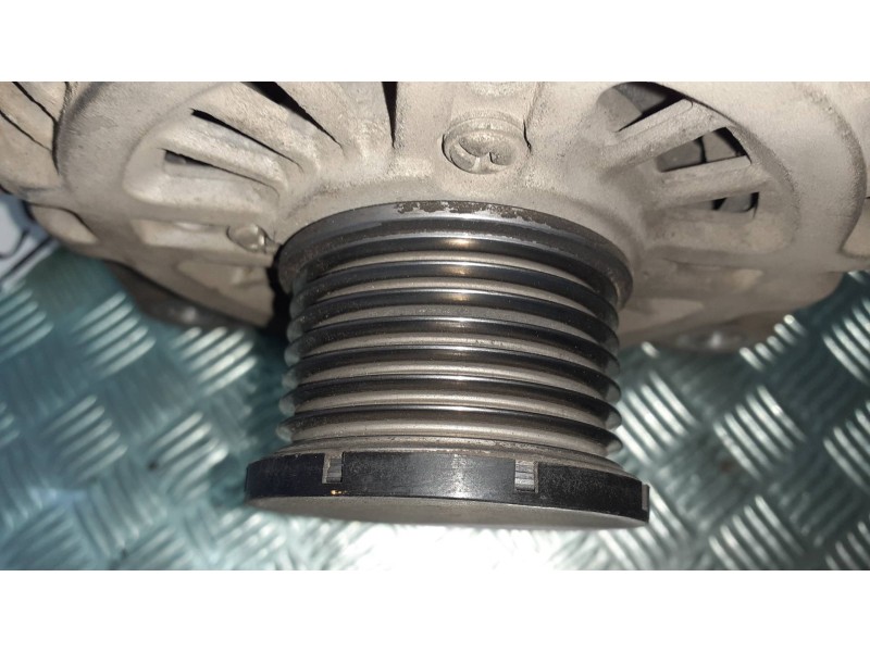 Recambio de alternador para nissan x-trail (t31) se referencia OEM IAM 9241  