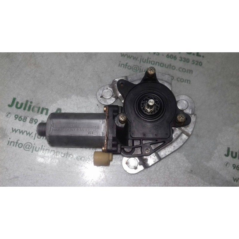 Recambio de motor elevalunas trasero izquierdo para renault megane i classic (la0) 1.9 d europa referencia OEM IAM 0130821721  2