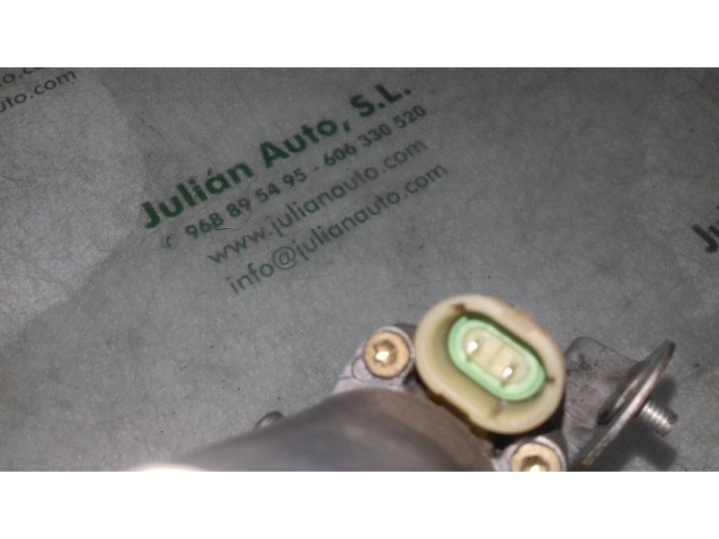 Recambio de motor elevalunas trasero izquierdo para renault megane i classic (la0) 1.9 d europa referencia OEM IAM 0130821721  2