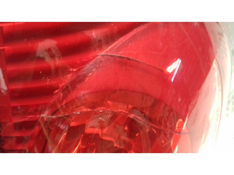 Recambio de piloto trasero derecho para peugeot 107 urban referencia OEM IAM 815500H040  