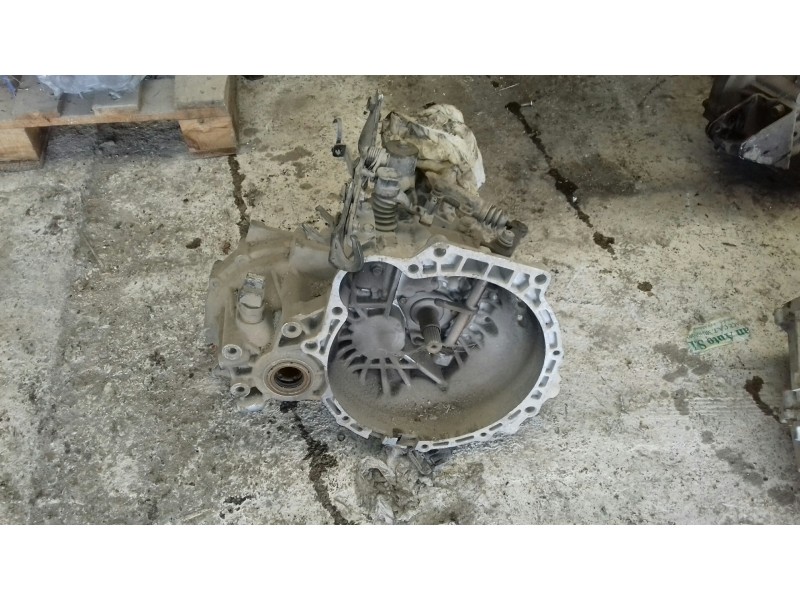 Recambio de caja cambios para kia cerato 2.0 ex crdi familiar (5-ptas.) referencia OEM IAM J52073  