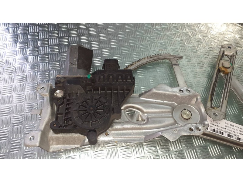 Recambio de elevalunas delantero izquierdo para opel astra g berlina club referencia OEM IAM 90521875 1510006894 ELECTRICO