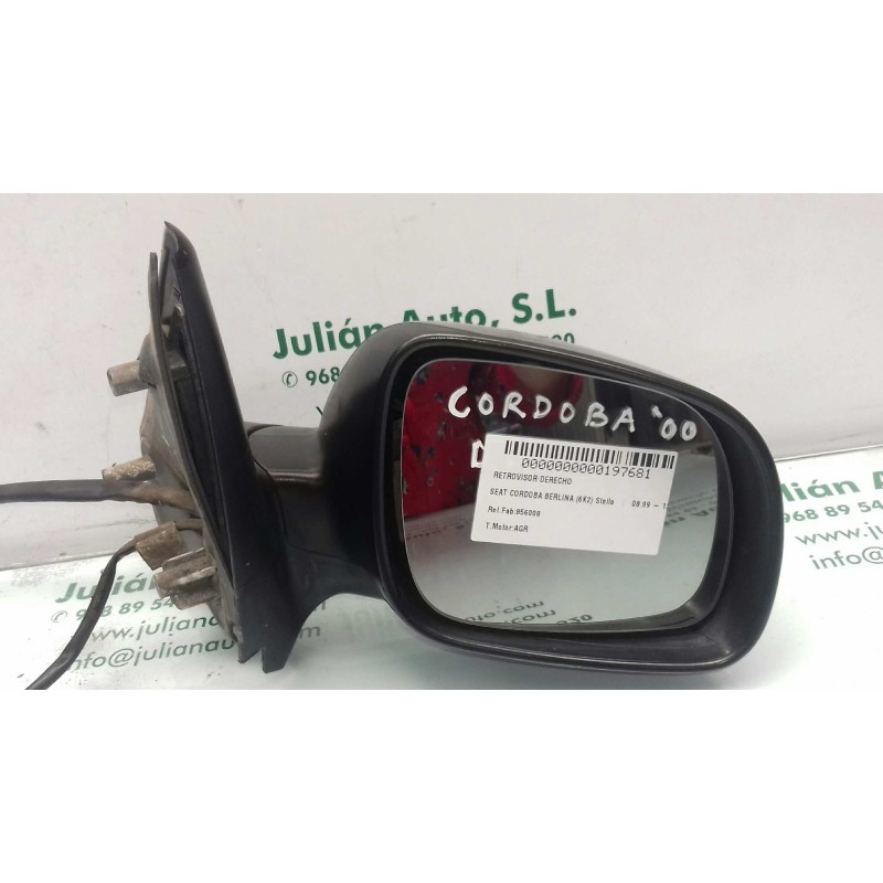 Recambio de retrovisor derecho para seat cordoba berlina (6k2) stella referencia OEM IAM 856008  MANUAL
