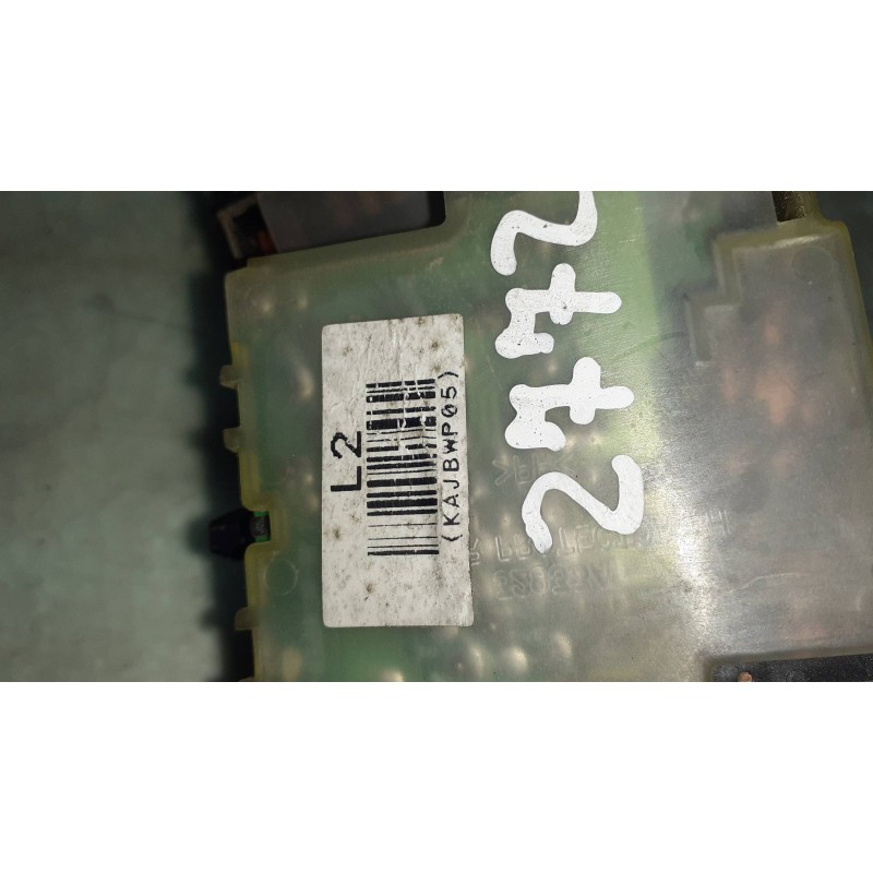 Recambio de mando limpia para kia rio 1.4 active referencia OEM IAM 75733A KAJBWP05 CONECTOR 10 PINES