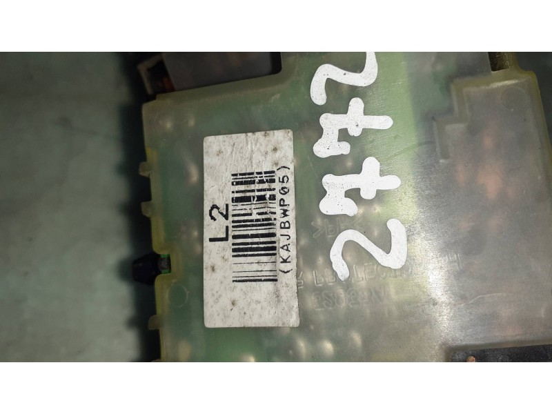 Recambio de mando limpia para kia rio 1.4 active referencia OEM IAM 75733A KAJBWP05 CONECTOR 10 PINES