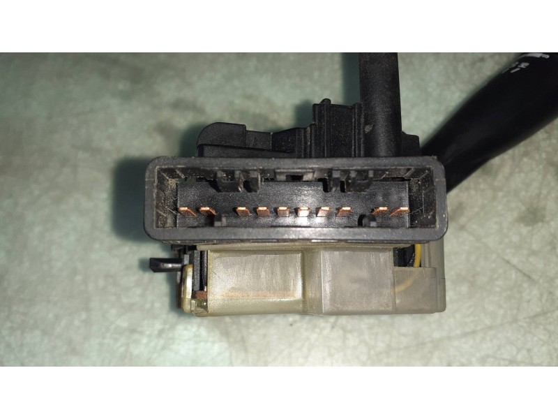Recambio de mando limpia para kia rio 1.4 active referencia OEM IAM 75733A KAJBWP05 CONECTOR 10 PINES