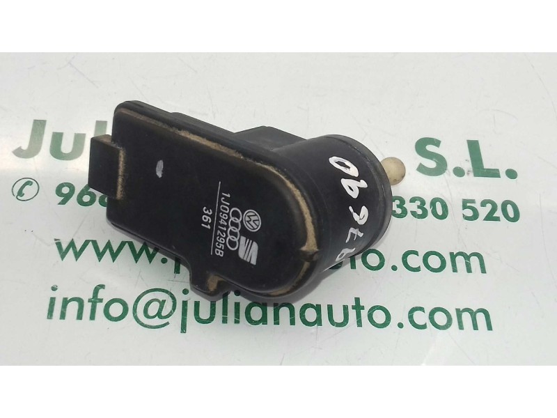 Recambio de motor regulacion faros para volkswagen bora berlina (1j2) conceptline referencia OEM IAM 1J0941295B  