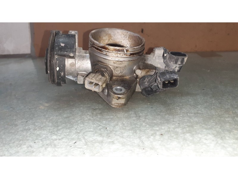 Recambio de caja mariposa para peugeot 206 berlina xt referencia OEM IAM 72776020  