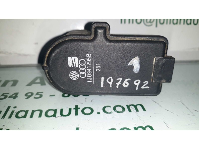 Recambio de motor regulacion faros para volkswagen golf iv berlina (1j1) 25 aniversario referencia OEM IAM 1J0941295B  