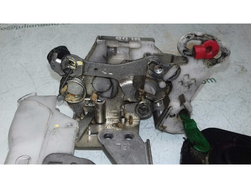 Recambio de cerradura puerta delantera izquierda para peugeot 107 urban referencia OEM IAM   